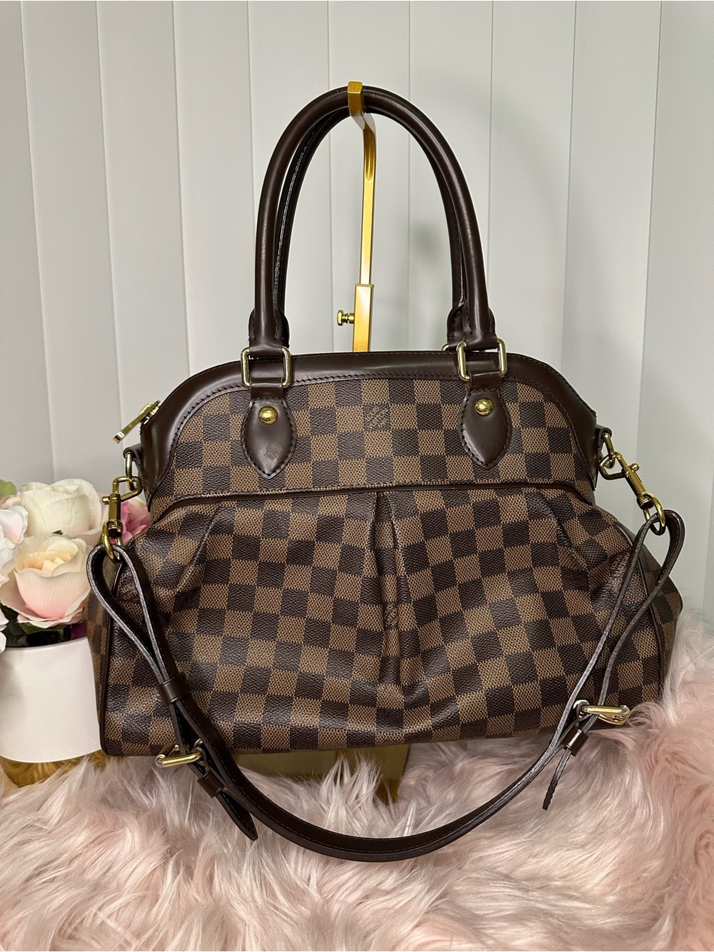 Louis Vuitton Trevi Damier